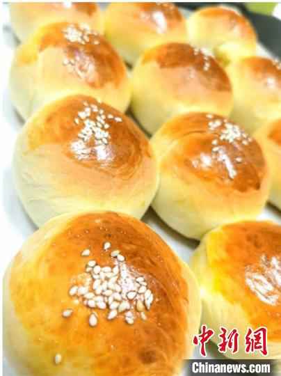 网友晒出的自制美食。瑞安宣传部供图  疫情催化别样“饮食男女”:人间烟火 “云”上佳肴